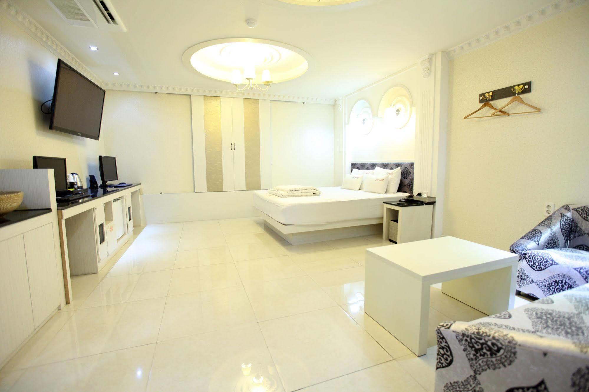 The Design Motel Busan Exterior photo